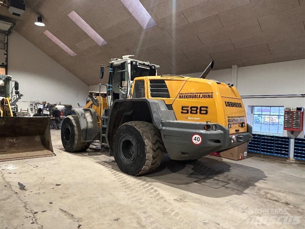 Liebherr L 586 Pás carregadoras de rodas