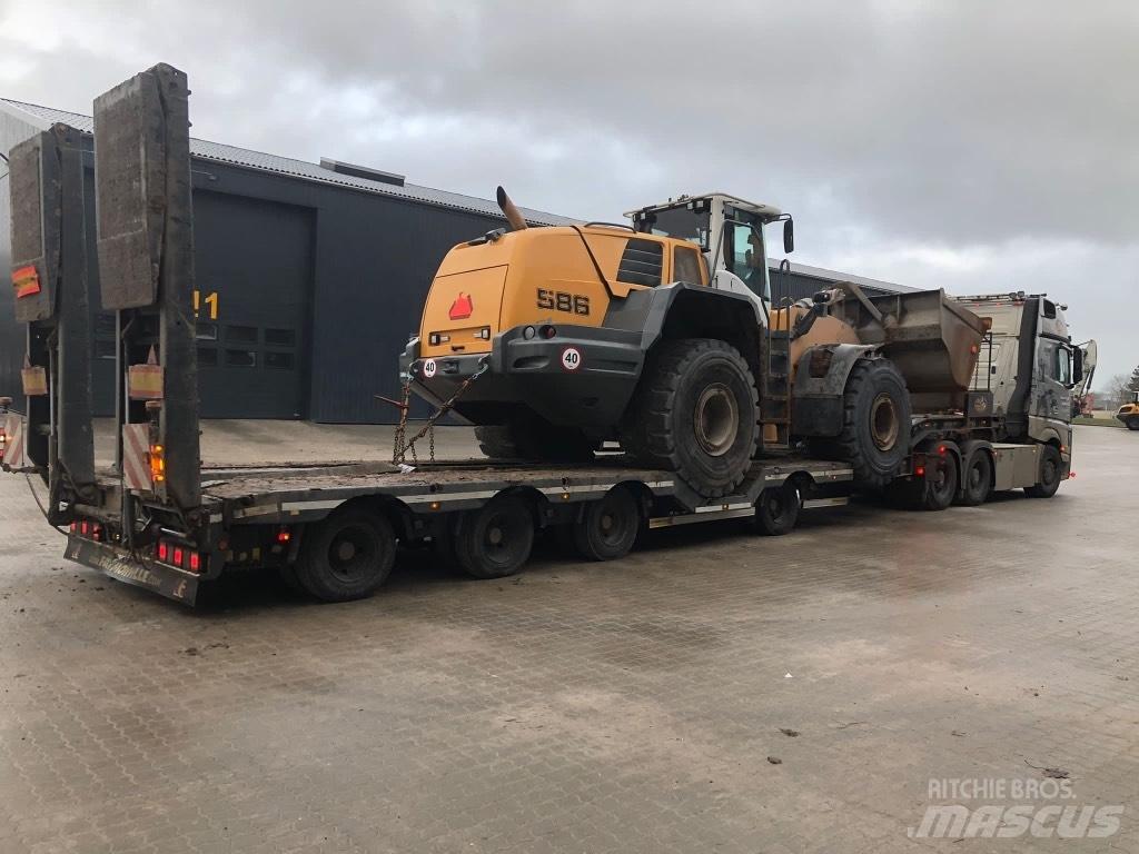 Liebherr L 586 Pás carregadoras de rodas