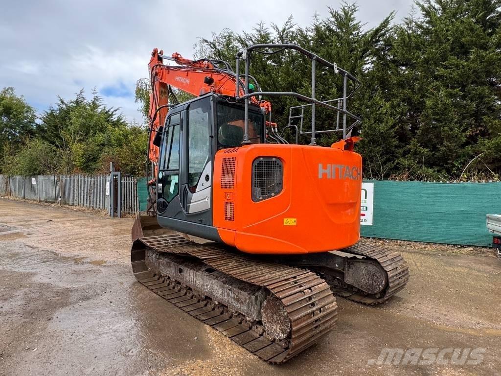 Hitachi ZX 135 US-5B Escavadoras de rastos