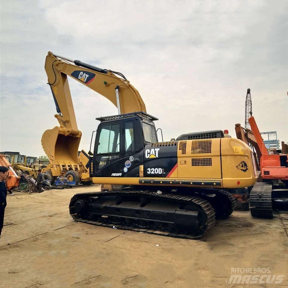 CAT 320D Escavadoras de rastos