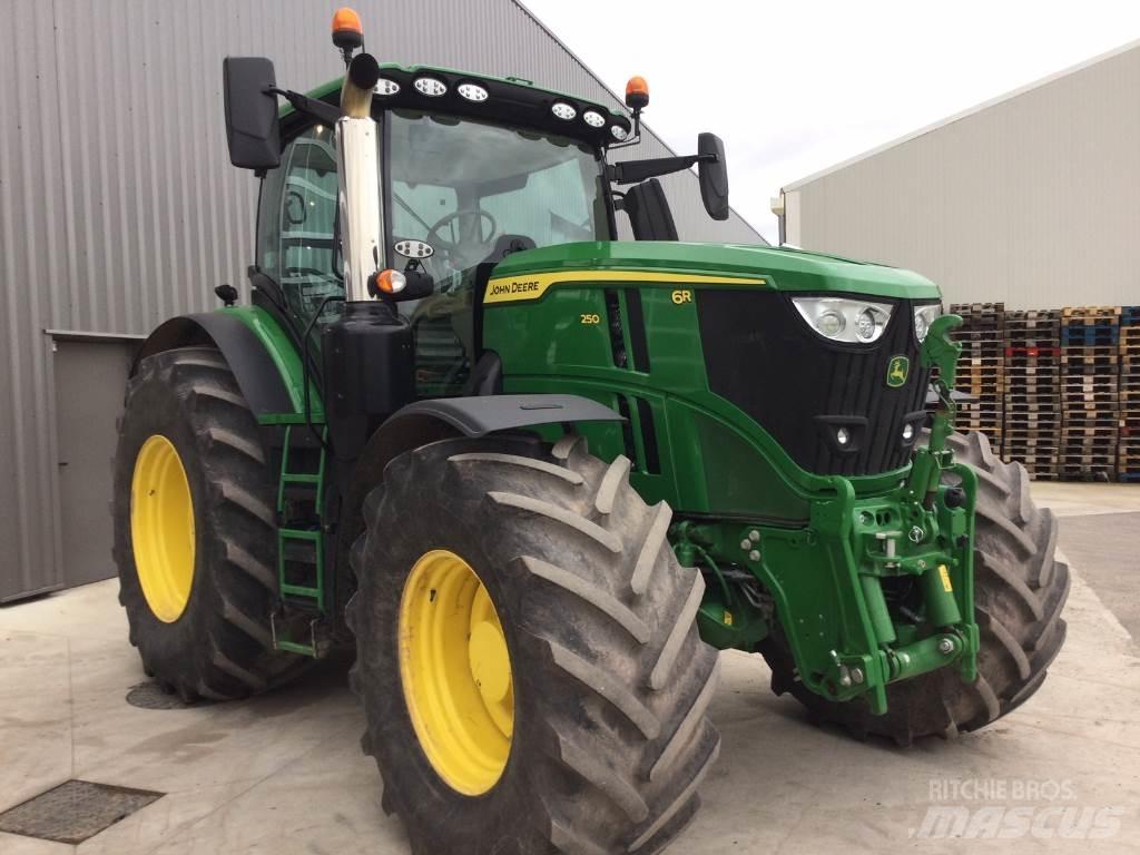 John Deere 6R250 Tratores Agrícolas usados