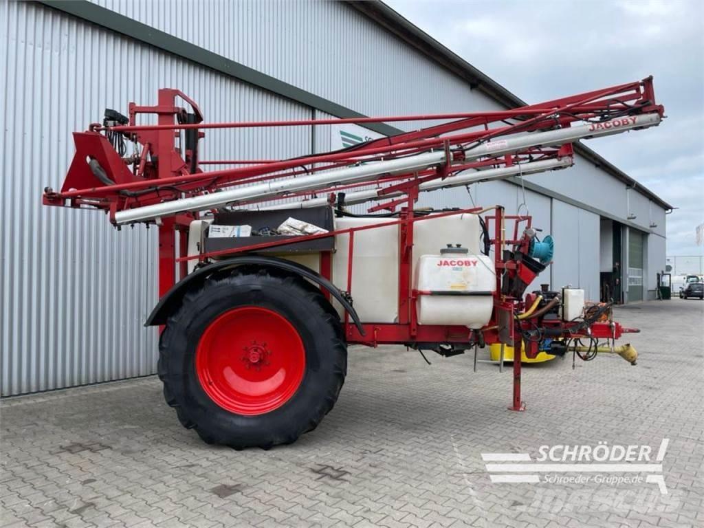 Jacoby 3500 L Pulverizadores rebocados