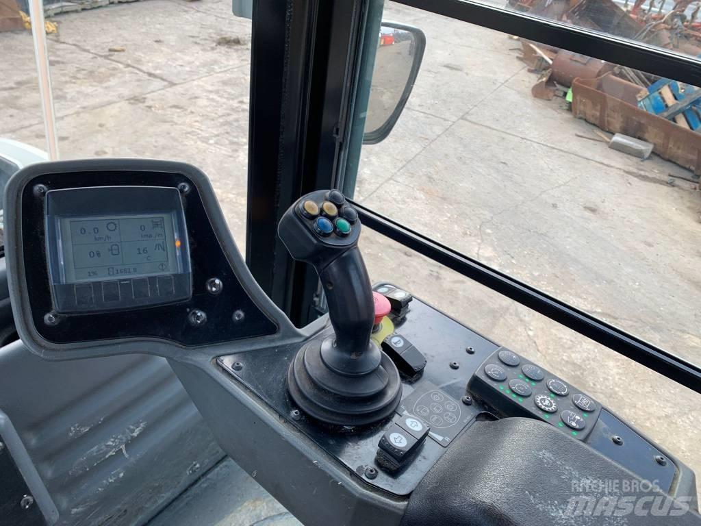 CAT CB 7 Cilindros Compactadores tandem