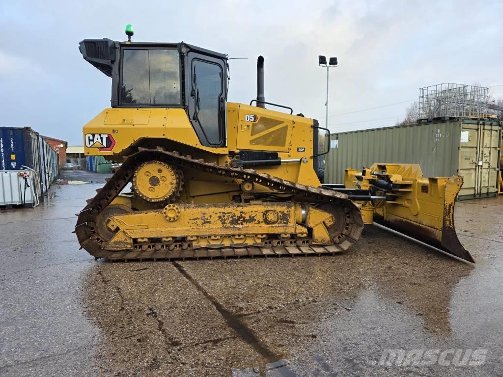 CAT D 5 LGP Dozers - Tratores rastos