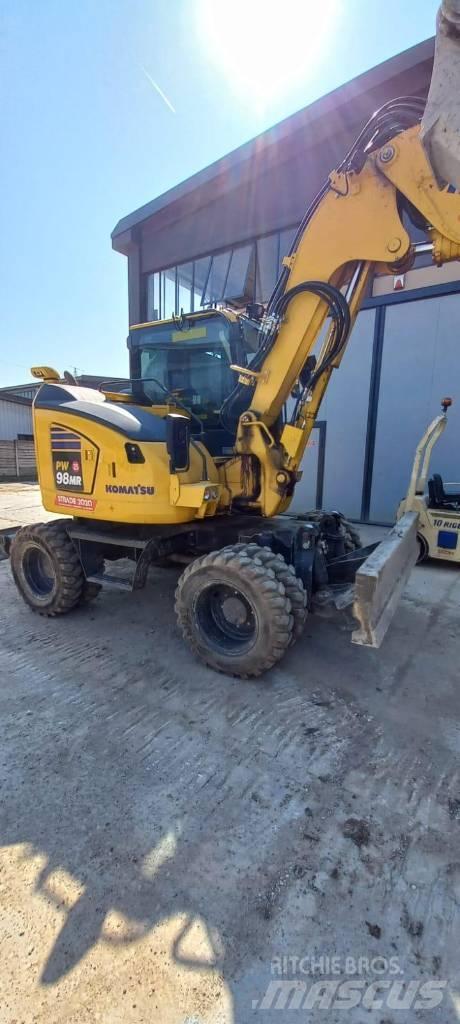 Komatsu PW 98 MR-11 Escavadoras de rodas
