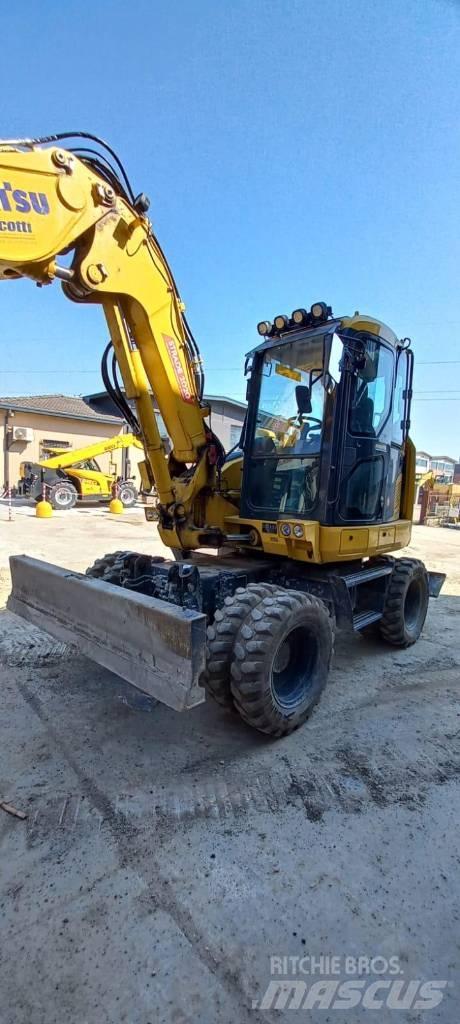 Komatsu PW 98 MR-11 Escavadoras de rodas