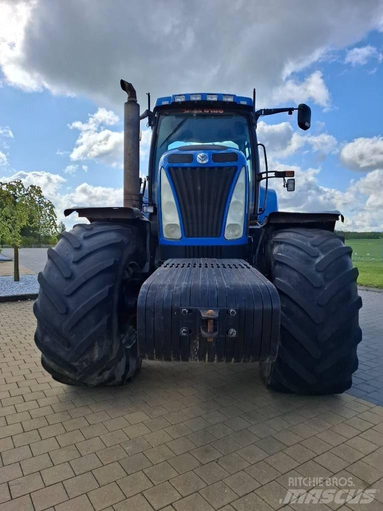 New Holland T 8050 Tratores Agrícolas usados
