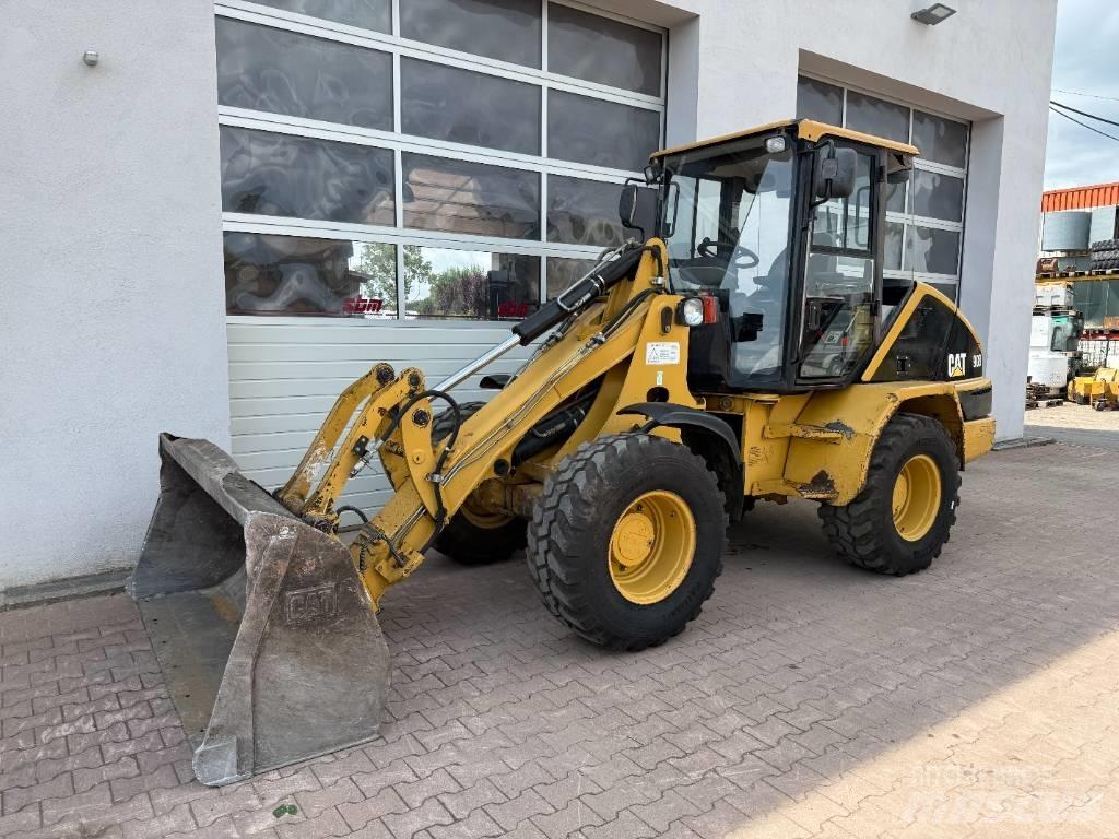 CAT 908 Pás carregadoras de rodas