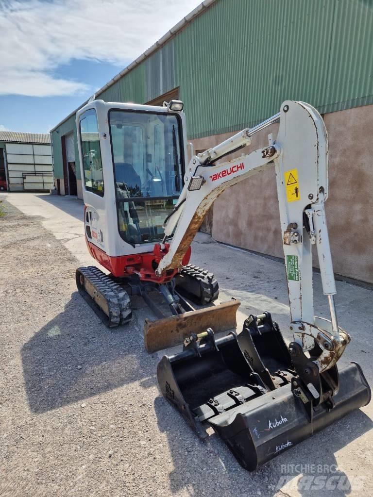 Takeuchi TB 216 A Mini Escavadoras <7t