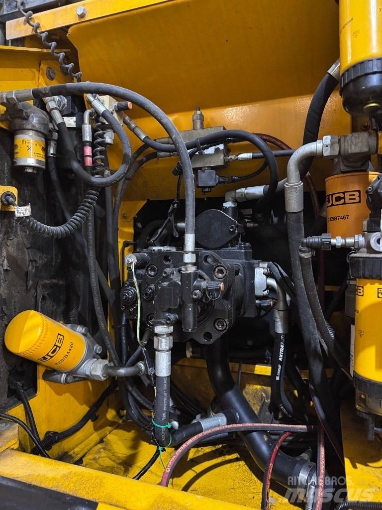 JCB JS 160 W Escavadoras de rodas
