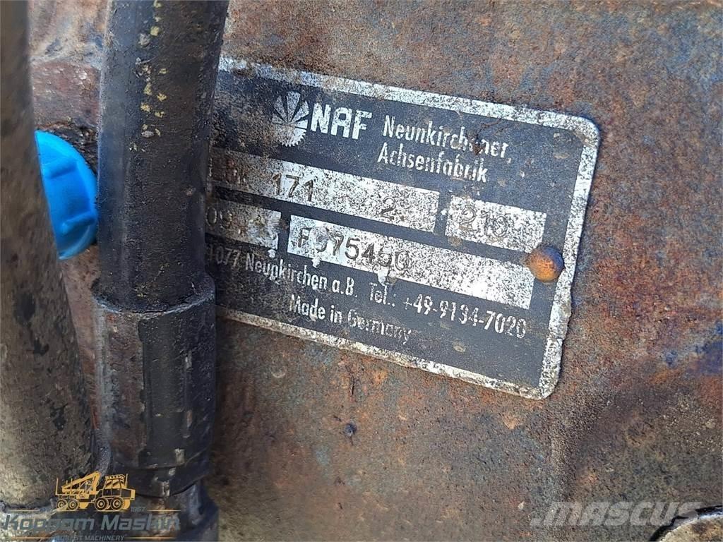 John Deere 1010E Transmissão