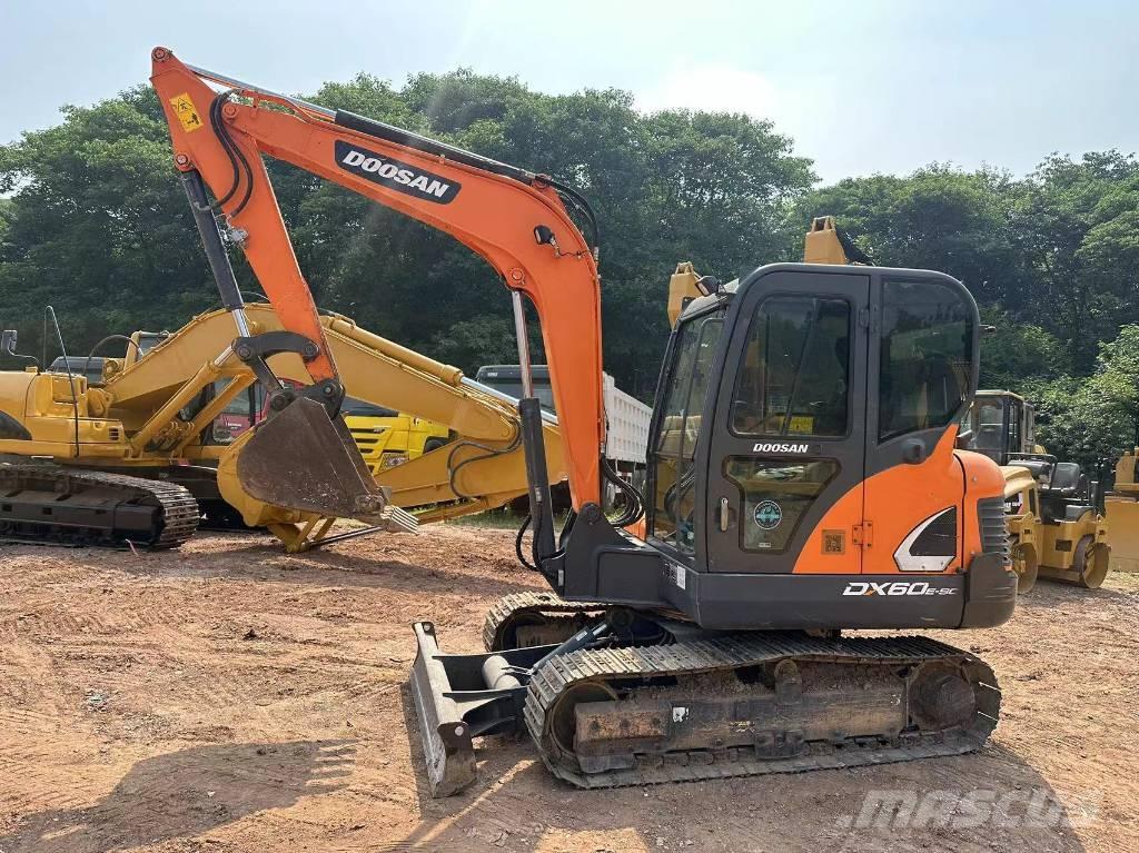 Doosan DX 60 Escavadoras de rastos