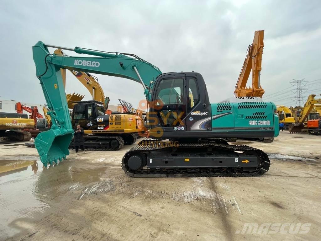 Kobelco SK 200-8 Escavadoras de rastos