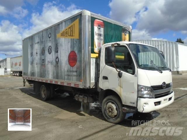 Hino 195 D Camiões de caixa fechada