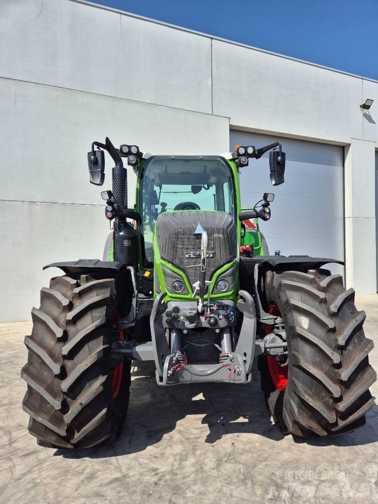 Fendt 718 Vario Tratores Agrícolas usados