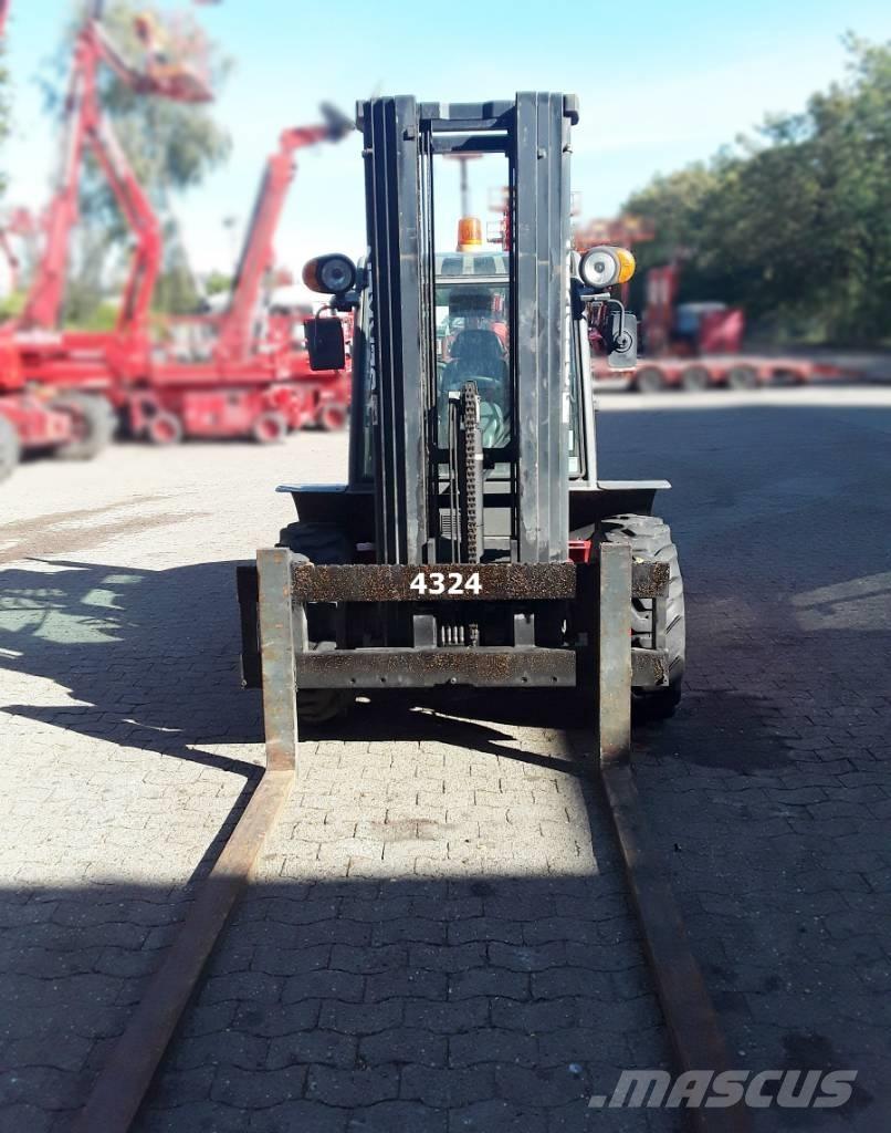 Ausa C 300 H X4 Empilhadores todo-terreno