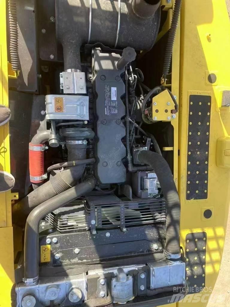 Komatsu 210LC-8 Escavadoras de rastos