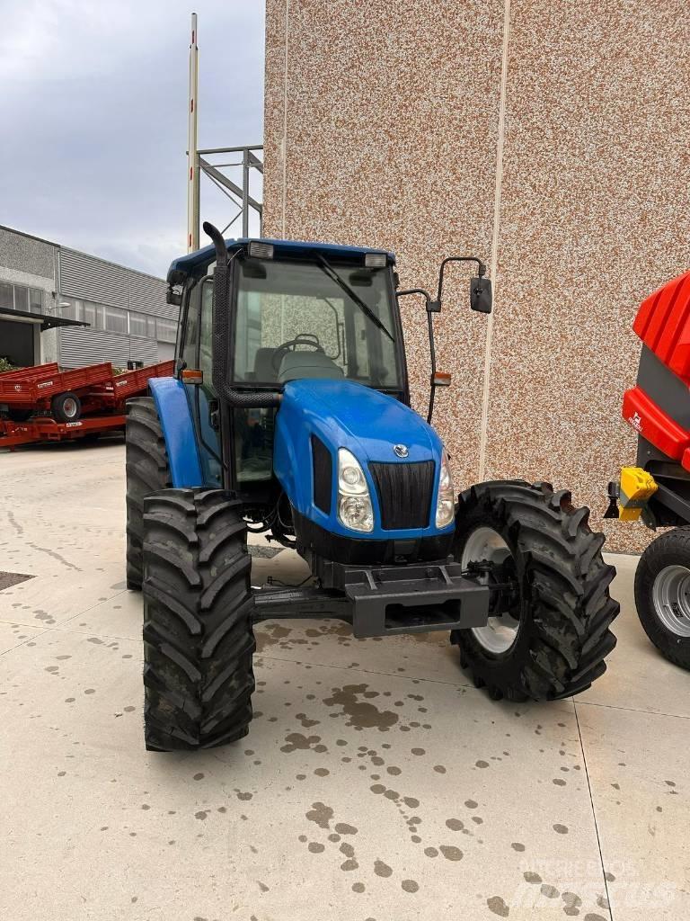 New Holland TL 100 Tratores Agrícolas usados
