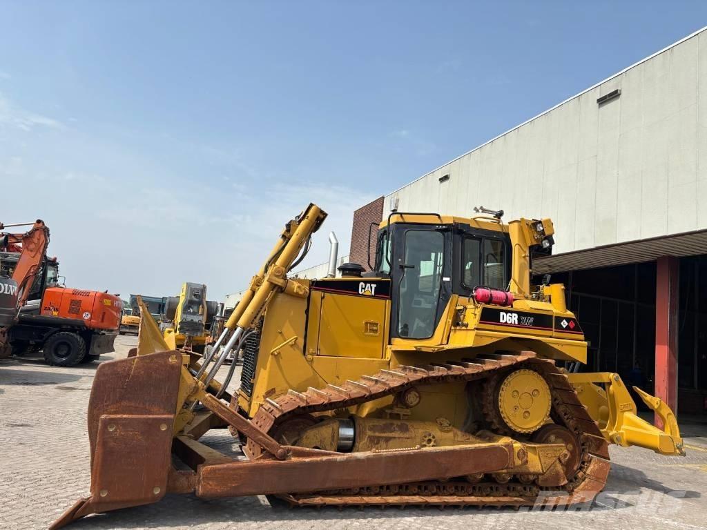 CAT D 6 R XW Dozers - Tratores rastos