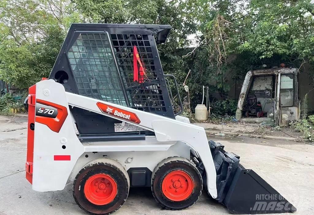 Bobcat S 70 Carregadoras de direcção deslizante