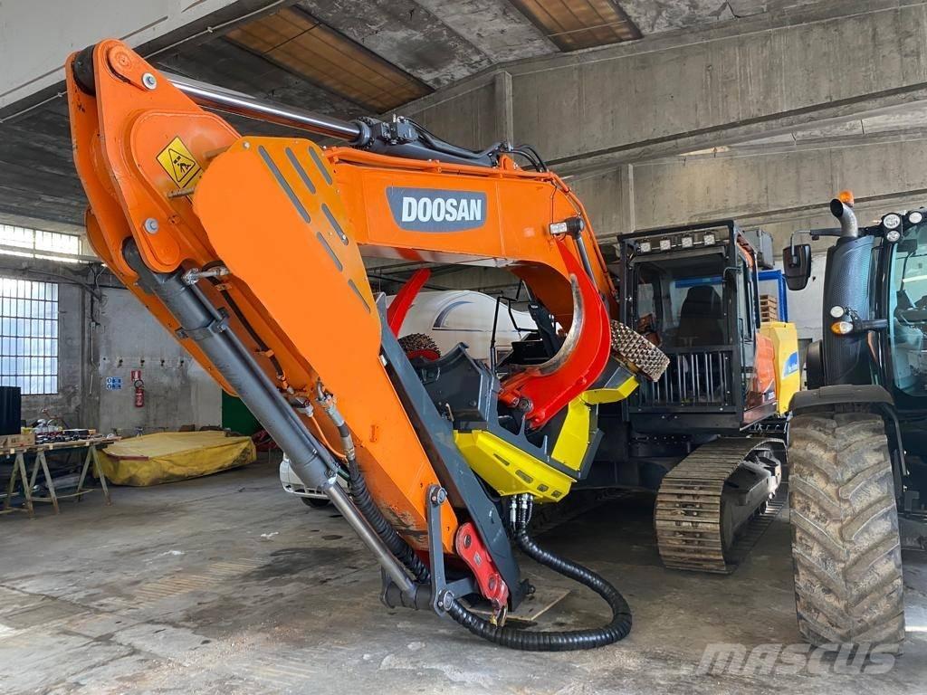 Doosan DX 235 NLC-5 Escavadoras de rastos