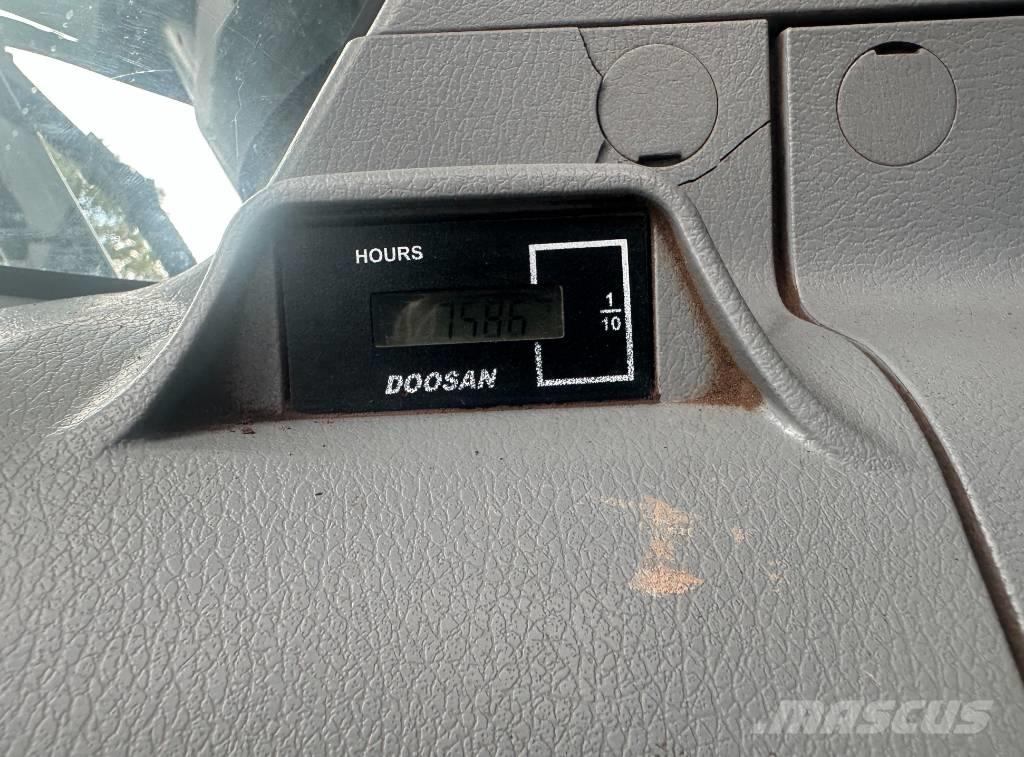 Doosan DX 255 LC-5 Escavadoras de rastos