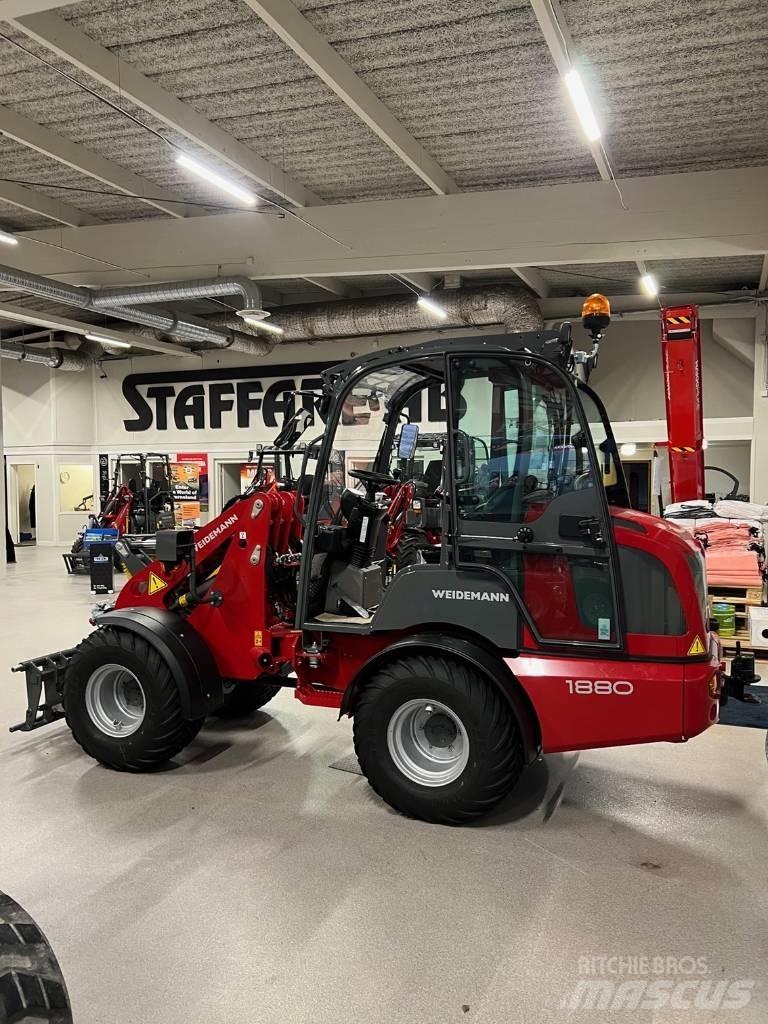 Weidemann 1880 Pás carregadoras de rodas