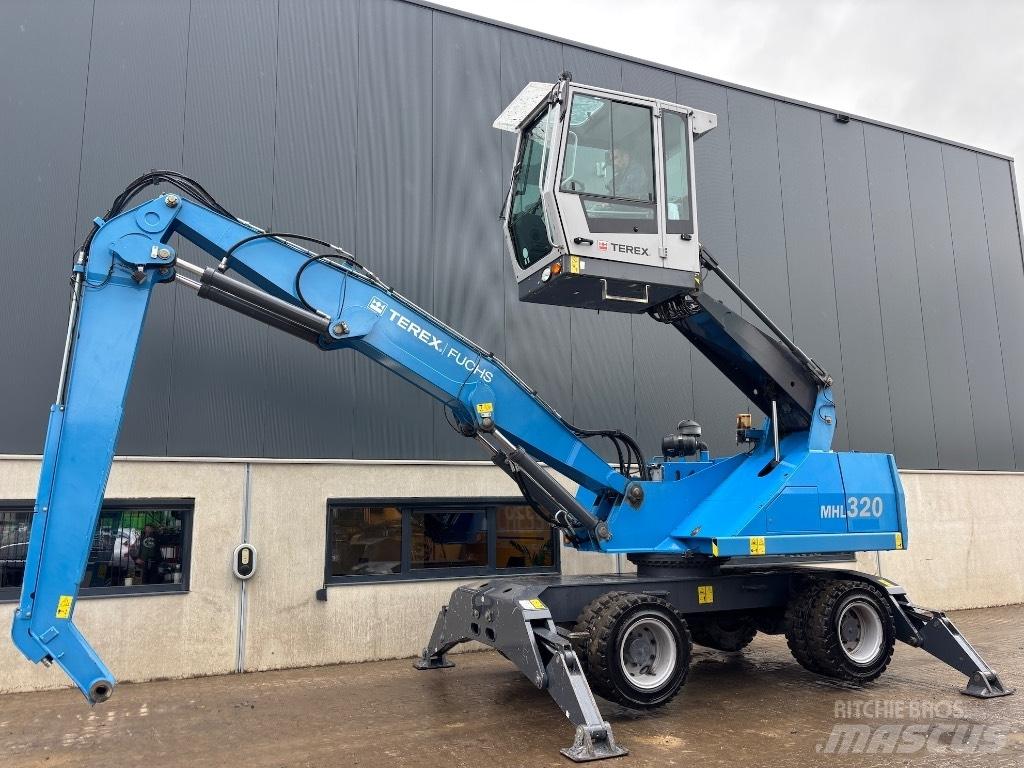 Fuchs MHL 320 D Manipuladores de resíduos / indústria