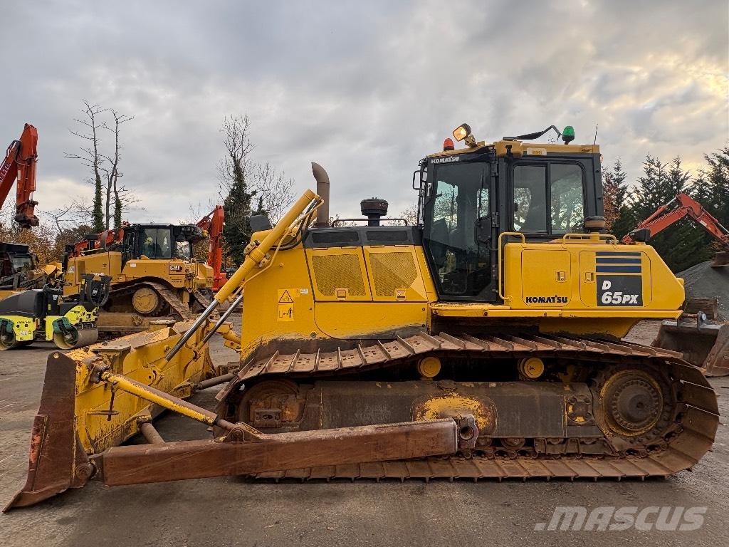 Komatsu D65PX-18 Dozers - Tratores rastos