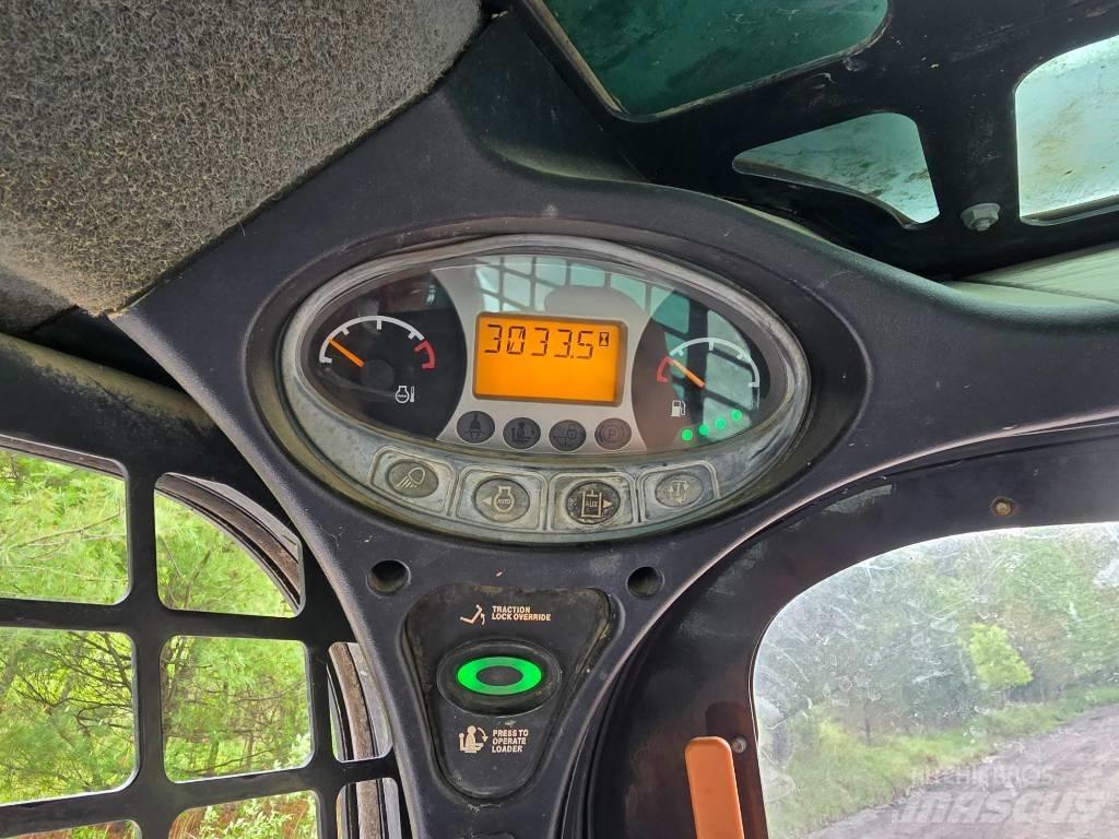 Bobcat T 770 Carregadoras de direcção deslizante