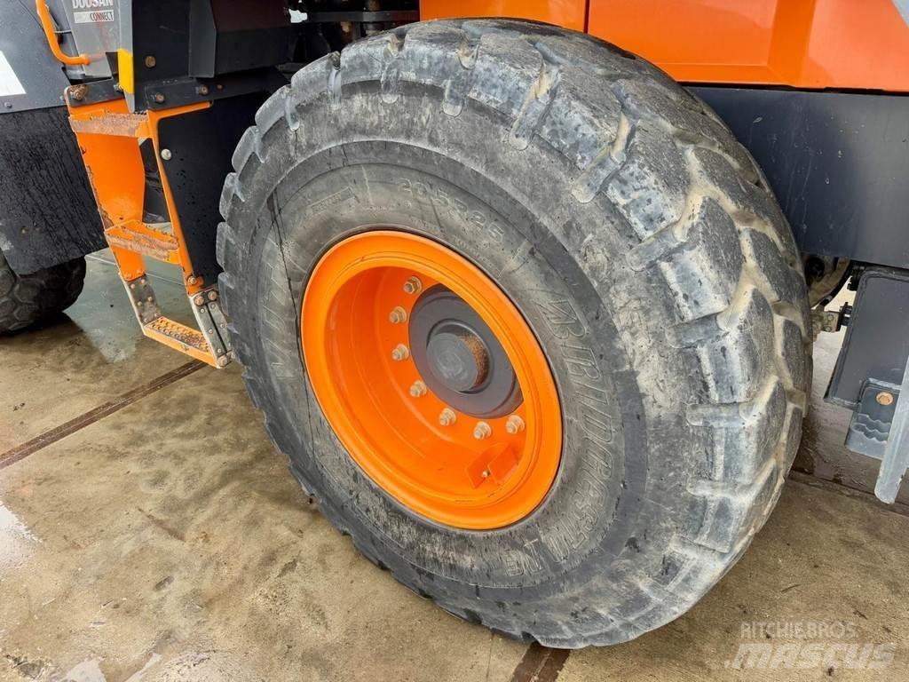 Doosan DL250-7 Pás carregadoras de rodas