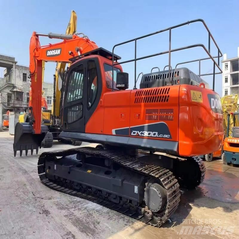 Doosan DX 300 LC-9C Escavadoras de rastos