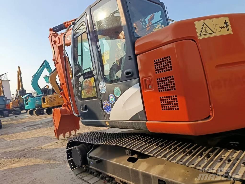 Hitachi ZX135 Escavadoras de rastos