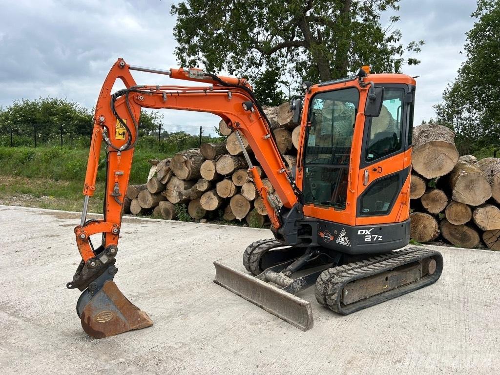 Doosan DX 27 Z Mini Escavadoras <7t