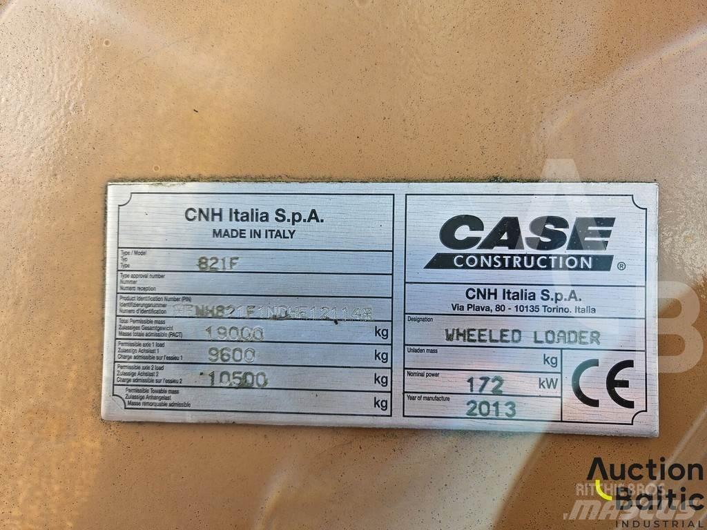 CASE 821 F Pás carregadoras de rodas