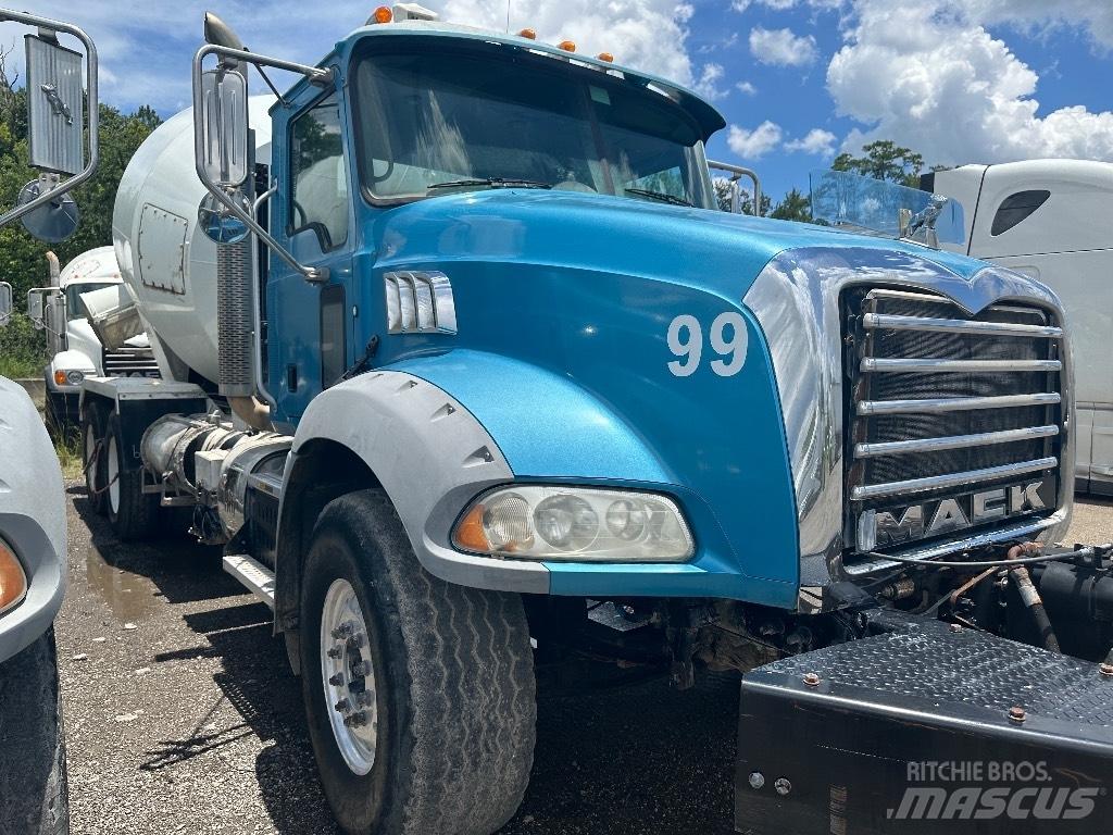 Mack GU 800 Outros Camiões