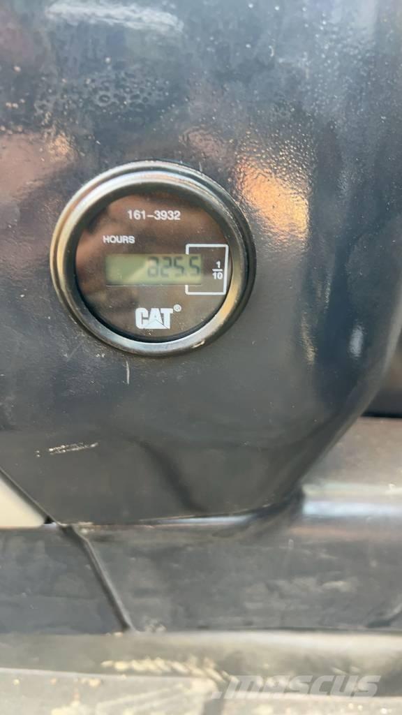 CAT 325 D Escavadoras de rastos