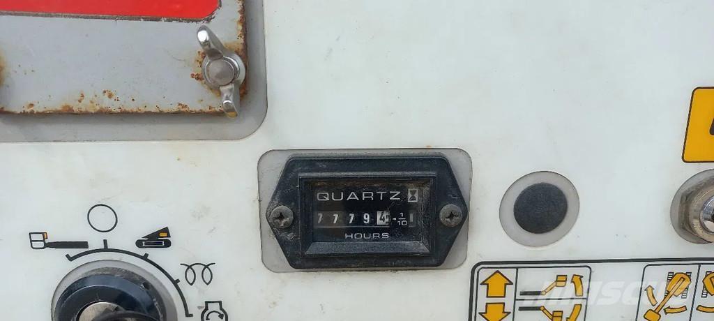 Aichi SR 12 B Elevadores braços Telescópicos