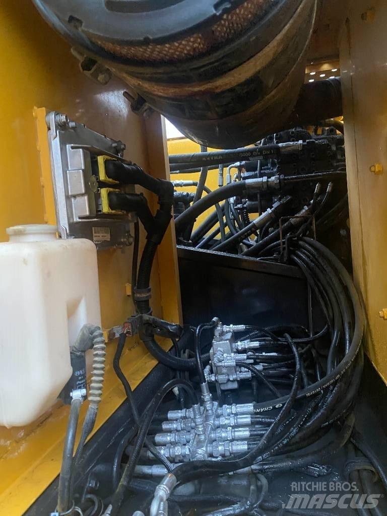 Volvo EC210BLC Escavadoras de rastos