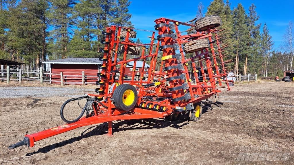 Väderstad Ferox 700 Grades