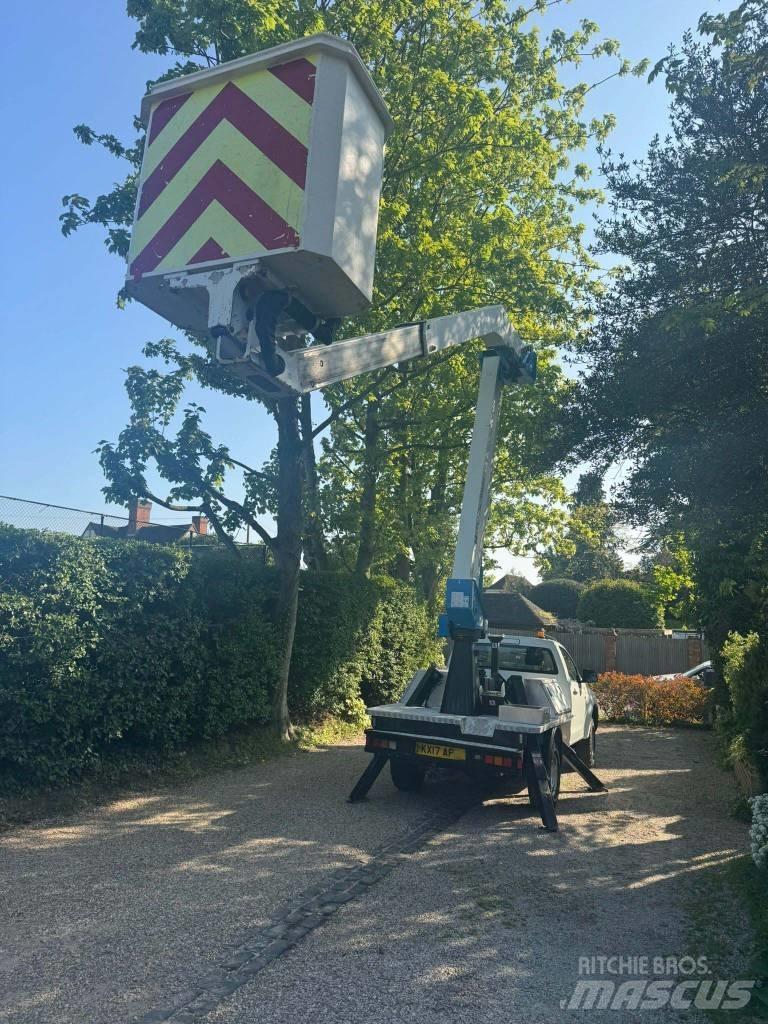 Palfinger P 130 A Plataformas aéreas montadas em camião