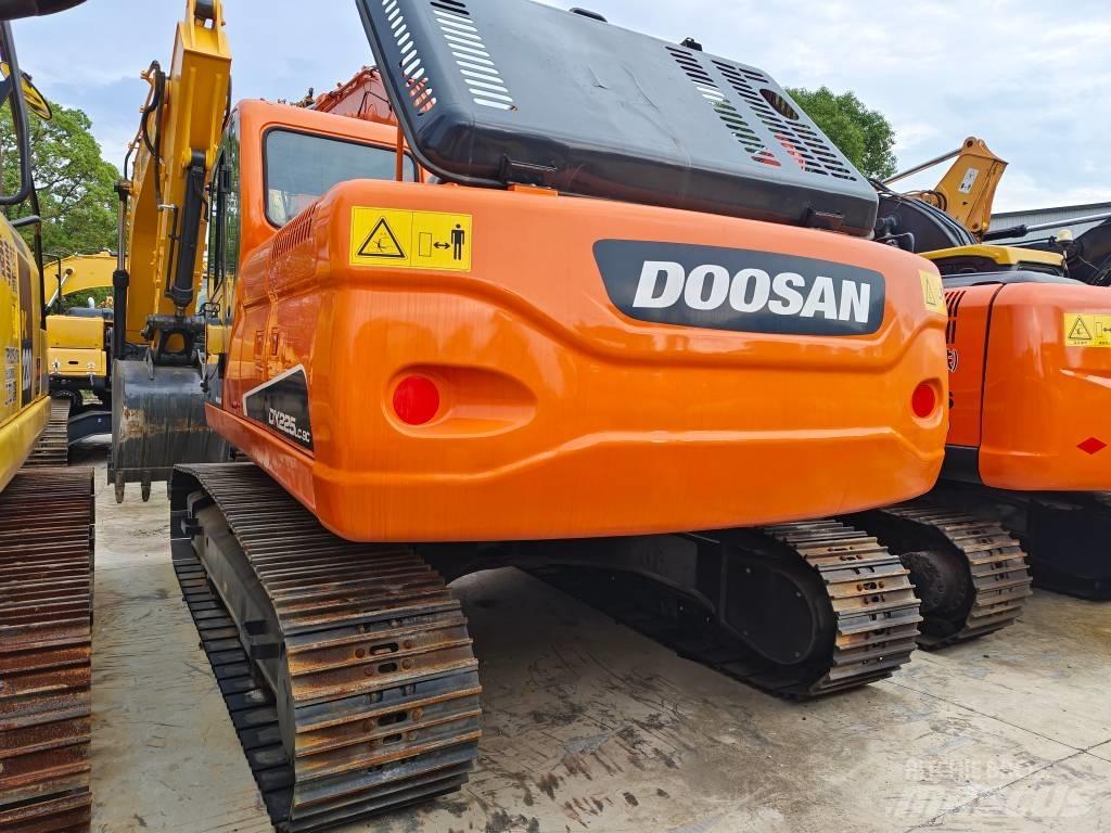 Doosan DX 225 LC-9C Escavadoras de rastos