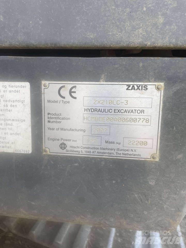 Hitachi ZX210 Escavadoras de rastos