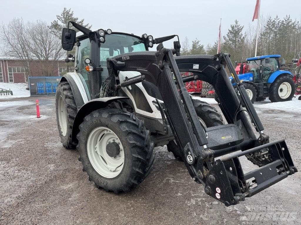 Valtra G 115 Active Tratores Agrícolas usados