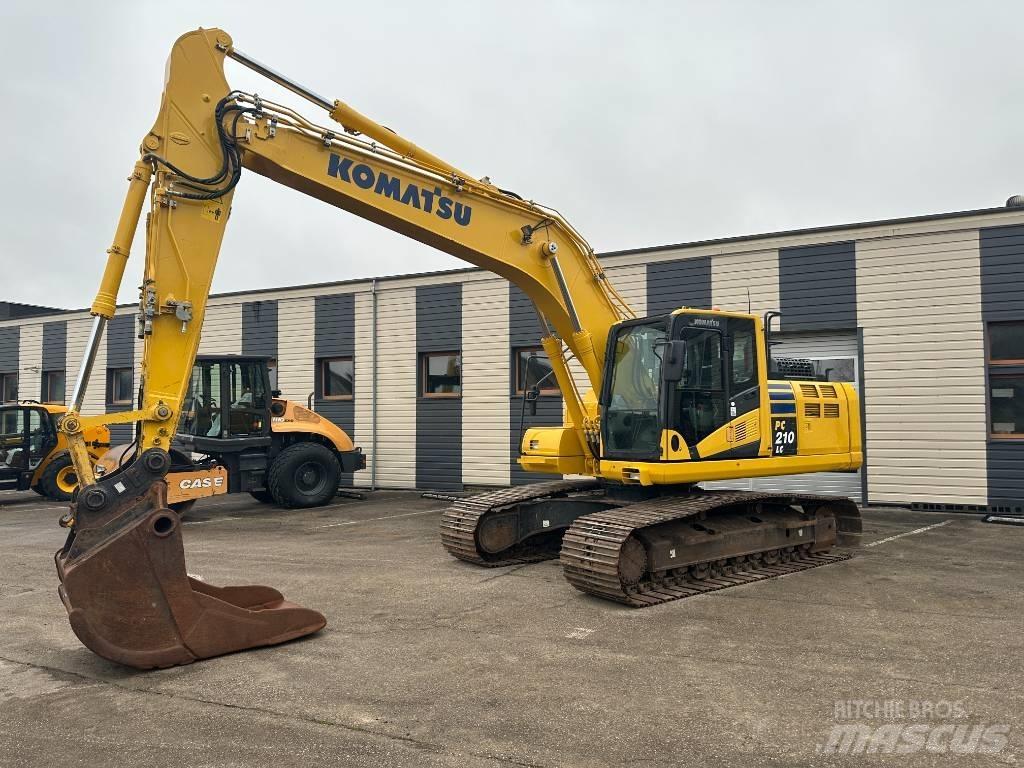 Komatsu PC210LC-11 Escavadoras de rastos