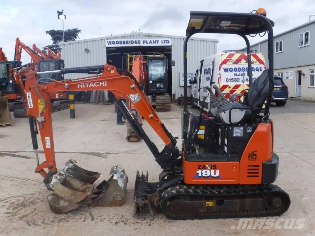 Hitachi ZX 19 U-6 Mini Escavadoras <7t