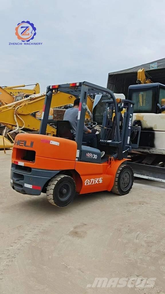 Heli CPCD 30 Empilhadores Diesel