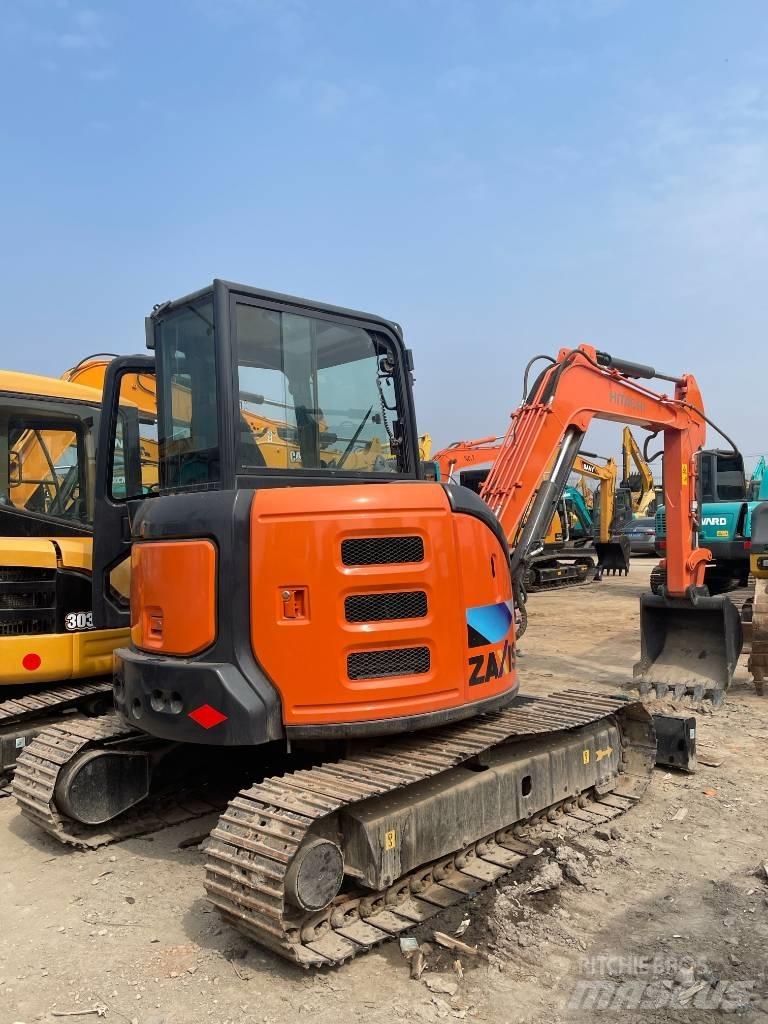Hitachi ZX 55 Mini Escavadoras <7t