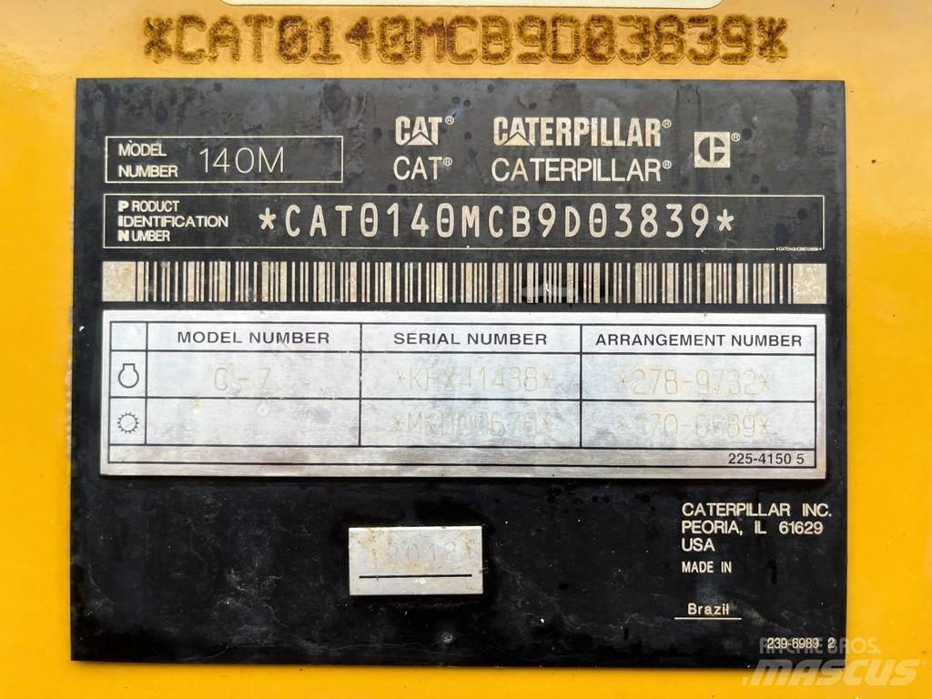 CAT 140M Motoniveladoras