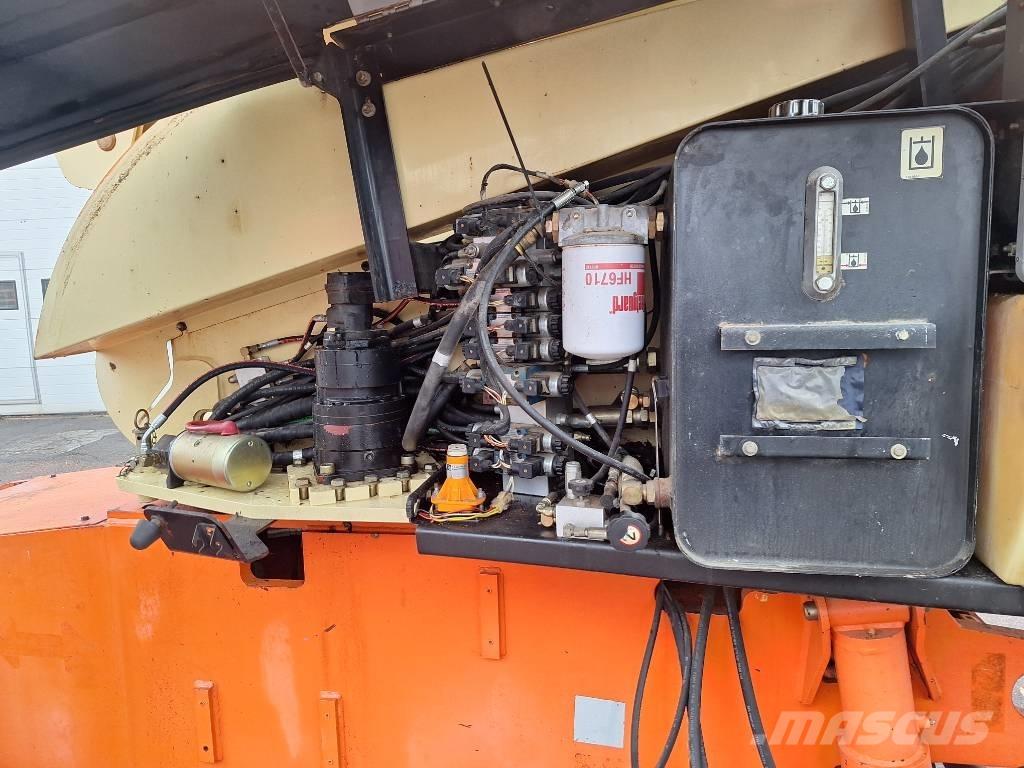JLG 660 SJ 4x4x4 Elevadores braços articulados